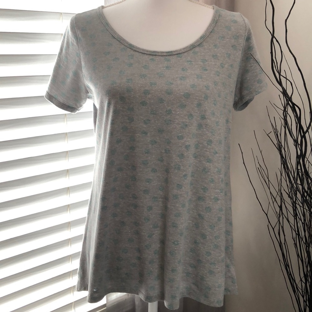 LuLaRoe Women’s Short Sleeve Shirt. SZ S